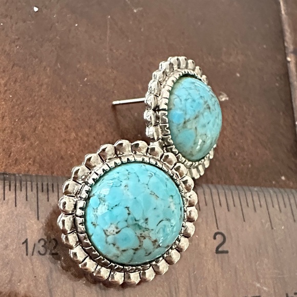 Silver and Turquoise Earrings - Picture 4 of 4